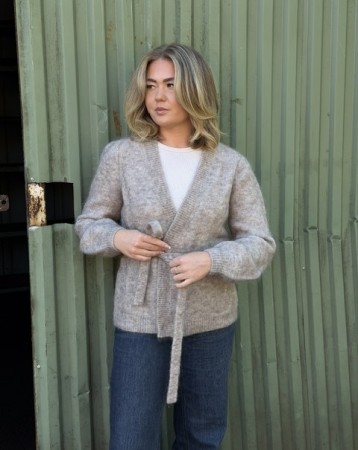 RÊVE Caroline Wrap Cardigan –  Walnut i ull og mohair